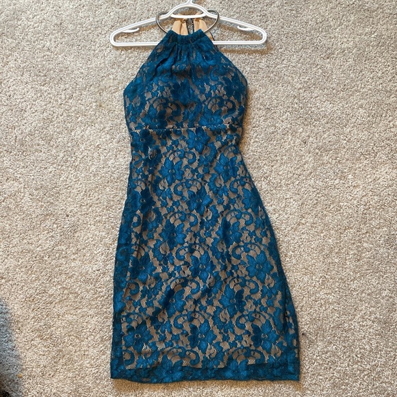 Blue dress, high collar, just above knee length - Picture 2 of 3